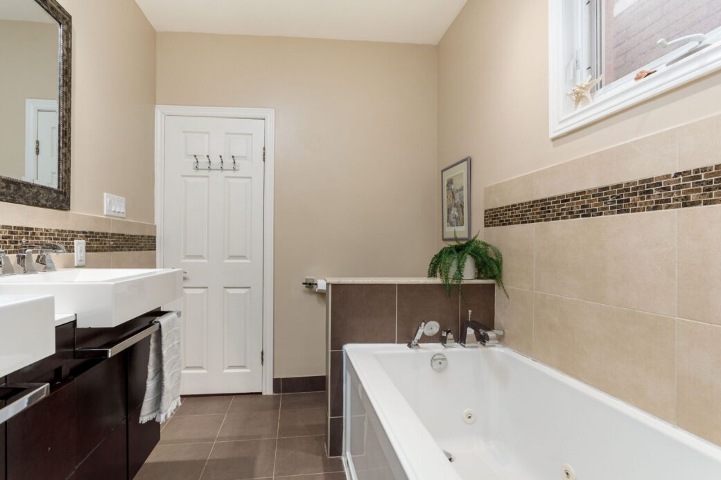 027-1920×1080-photo