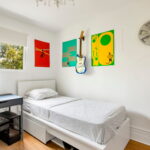 046-1900x-photo