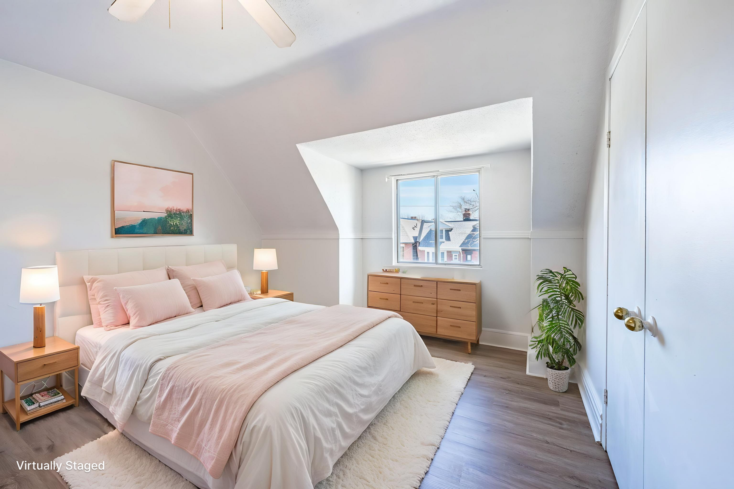 045-2048×1365-photo – Bedroom – Standard – 1