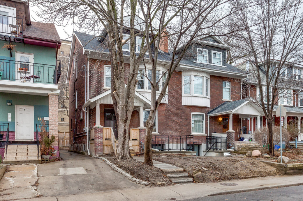 152 Close Ave-Web-1