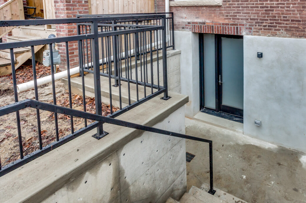 152 Close Ave-Web-3